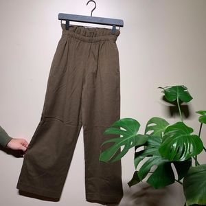 NWT Uniqlo XS brown paper bag casual/dressy pants